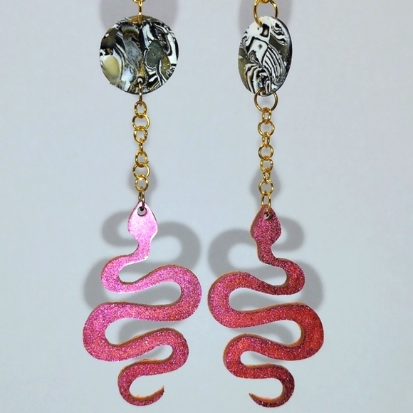 Clay earrings dangle red Iridescent red snakes, handmade light & hypoallergenic - Picture 1 of 4